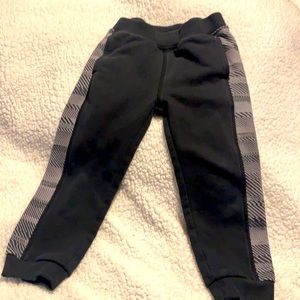 3T UNDER ARMOUR Sweatpants / Joggers Black & Gray